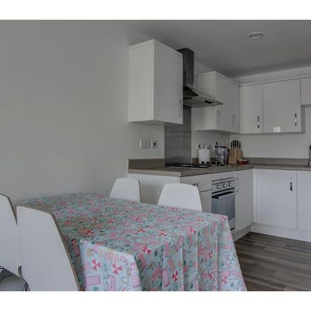 Large, Spacious And Modern Apt For 4 In Manchester Extérieur photo