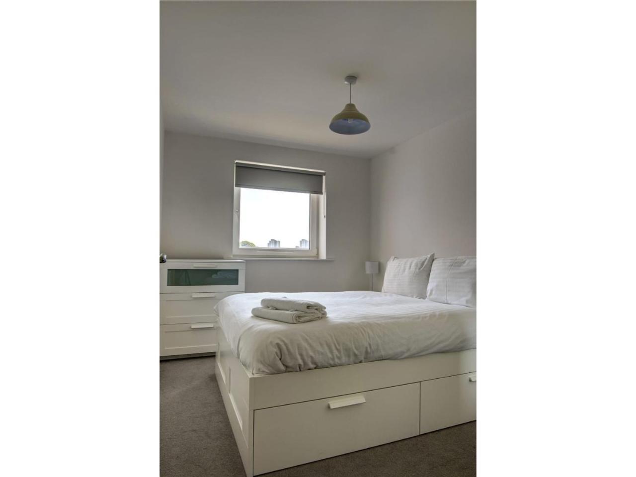 Large, Spacious And Modern Apt For 4 In Manchester Extérieur photo